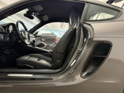 Porsche Cayman 2.7 (8)