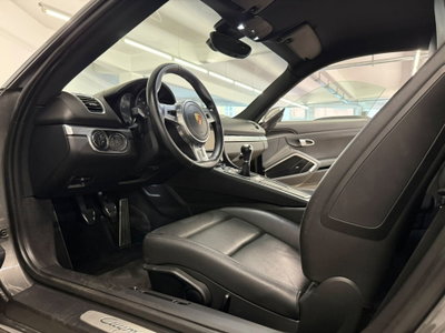 Porsche Cayman 2.7 (9)