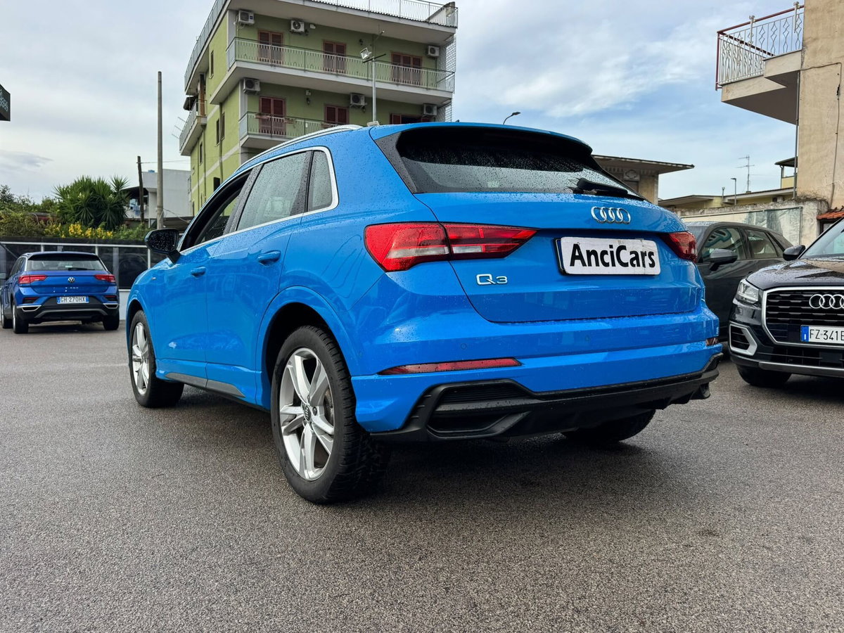 Audi Q3 35 TDI quattro S tronic S line edition (15)
