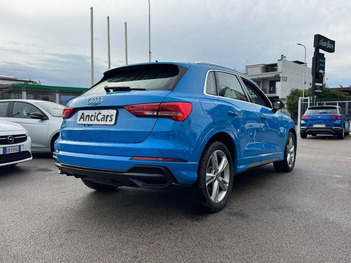Audi Q3 35 TDI quattro S tronic S line edition (17)