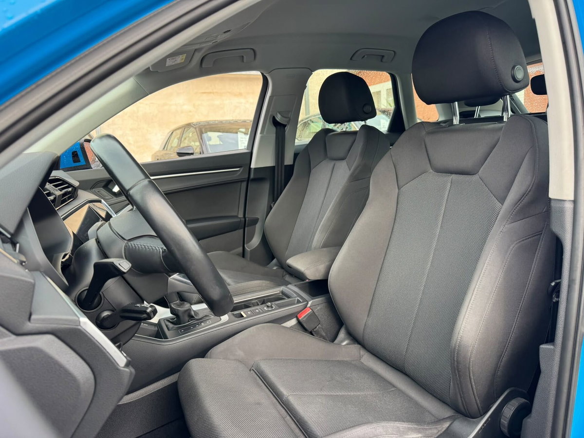 Audi Q3 35 TDI quattro S tronic S line edition (6)