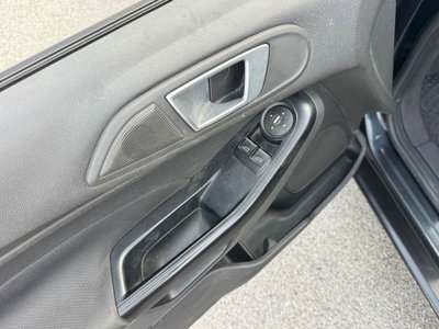 Ford Fiesta 1.4 5 porte Bz.- GPL Titanium (4)