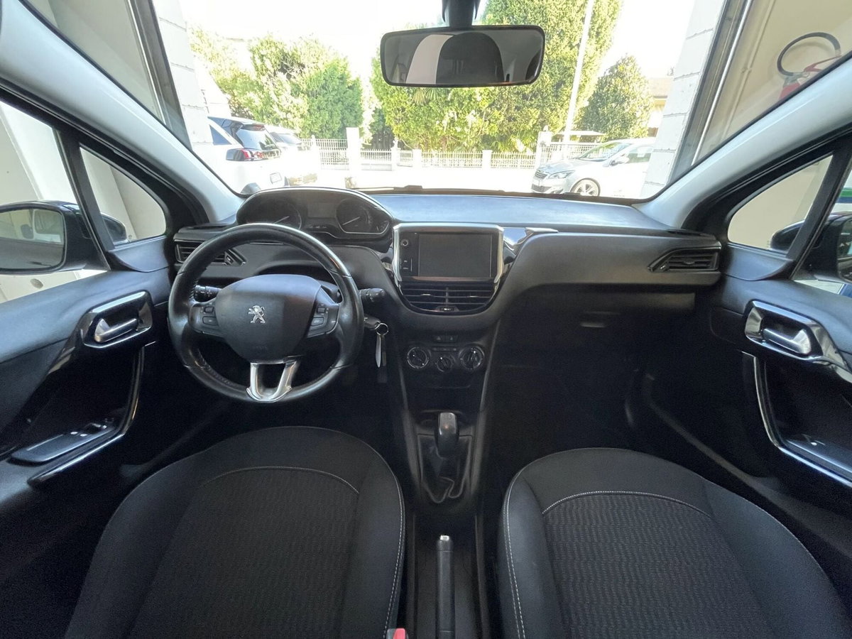 Peugeot 208 82 5 porte Active (14)