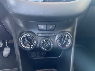 Peugeot 208 82 5 porte Active (17)