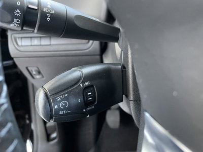 Peugeot 208 82 5 porte Active (20)