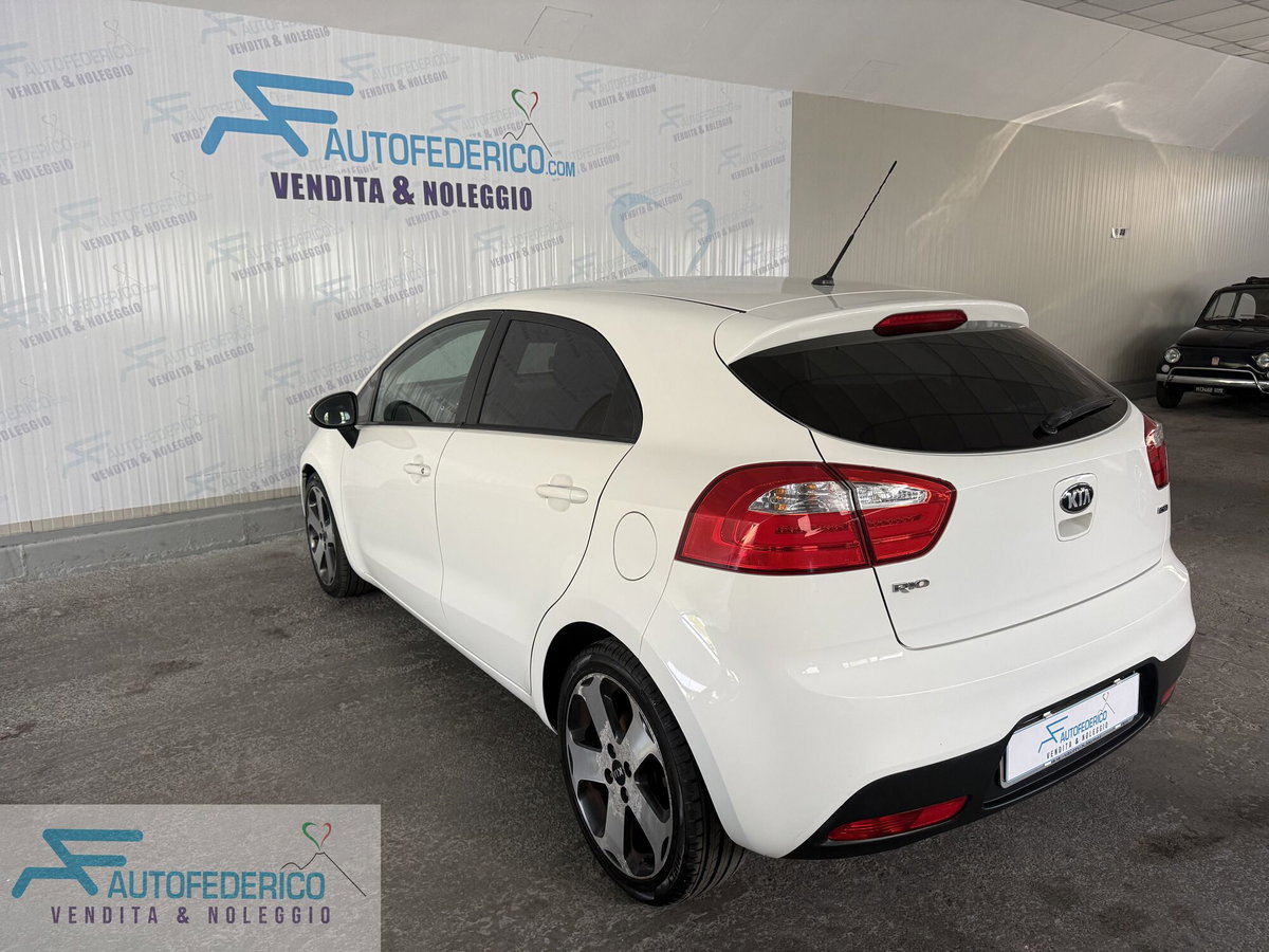 Kia Rio 1.4 CRDi 5p. Active (4)