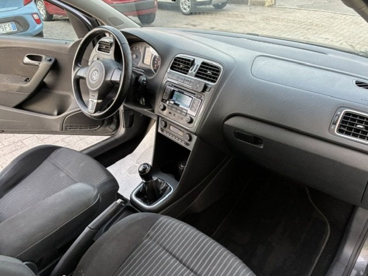 Volkswagen Polo 1.4 3 porte Highline (11)