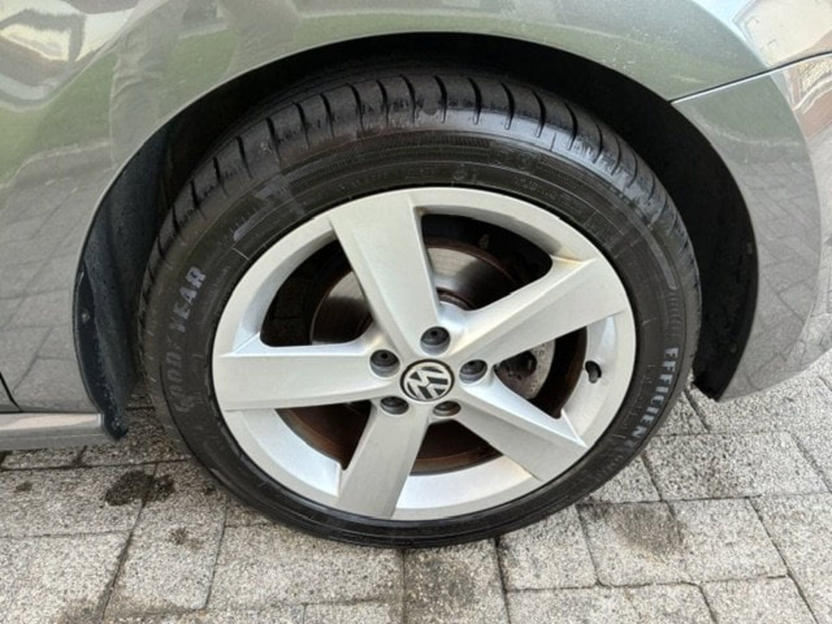 Volkswagen Polo 1.4 3 porte Highline (13)