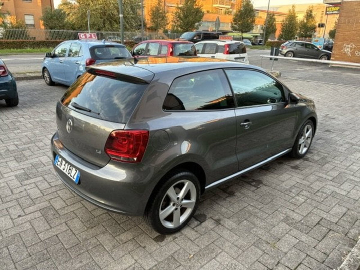 Volkswagen Polo 1.4 3 porte Highline (4)
