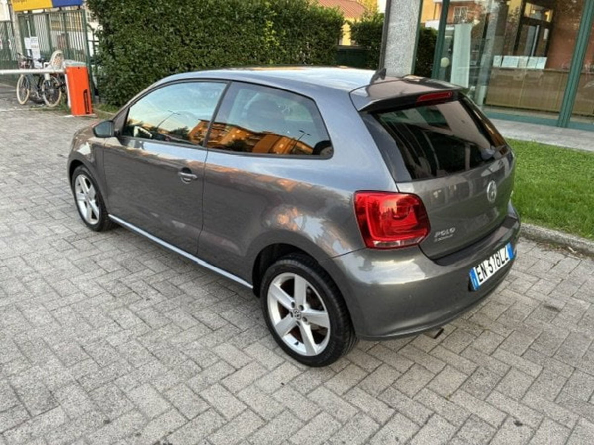 Volkswagen Polo 1.4 3 porte Highline (6)