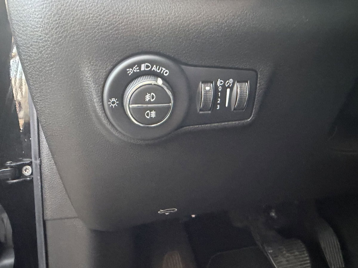 Jeep Compass 1.5 Turbo T4 130CV MHEV 2WD Limited (14)