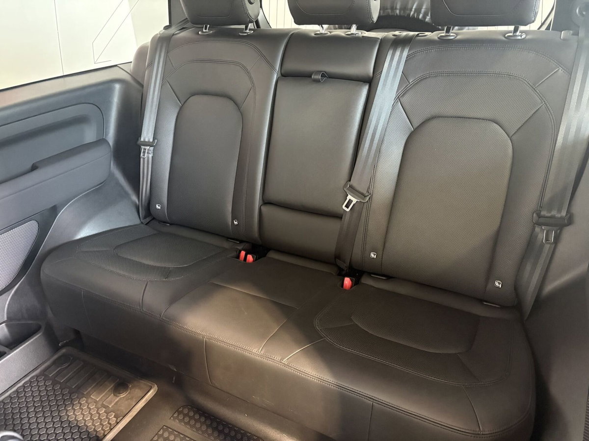 Land Rover Defender 90 3.0d i6 mhev SE awd 250cv auto (13)