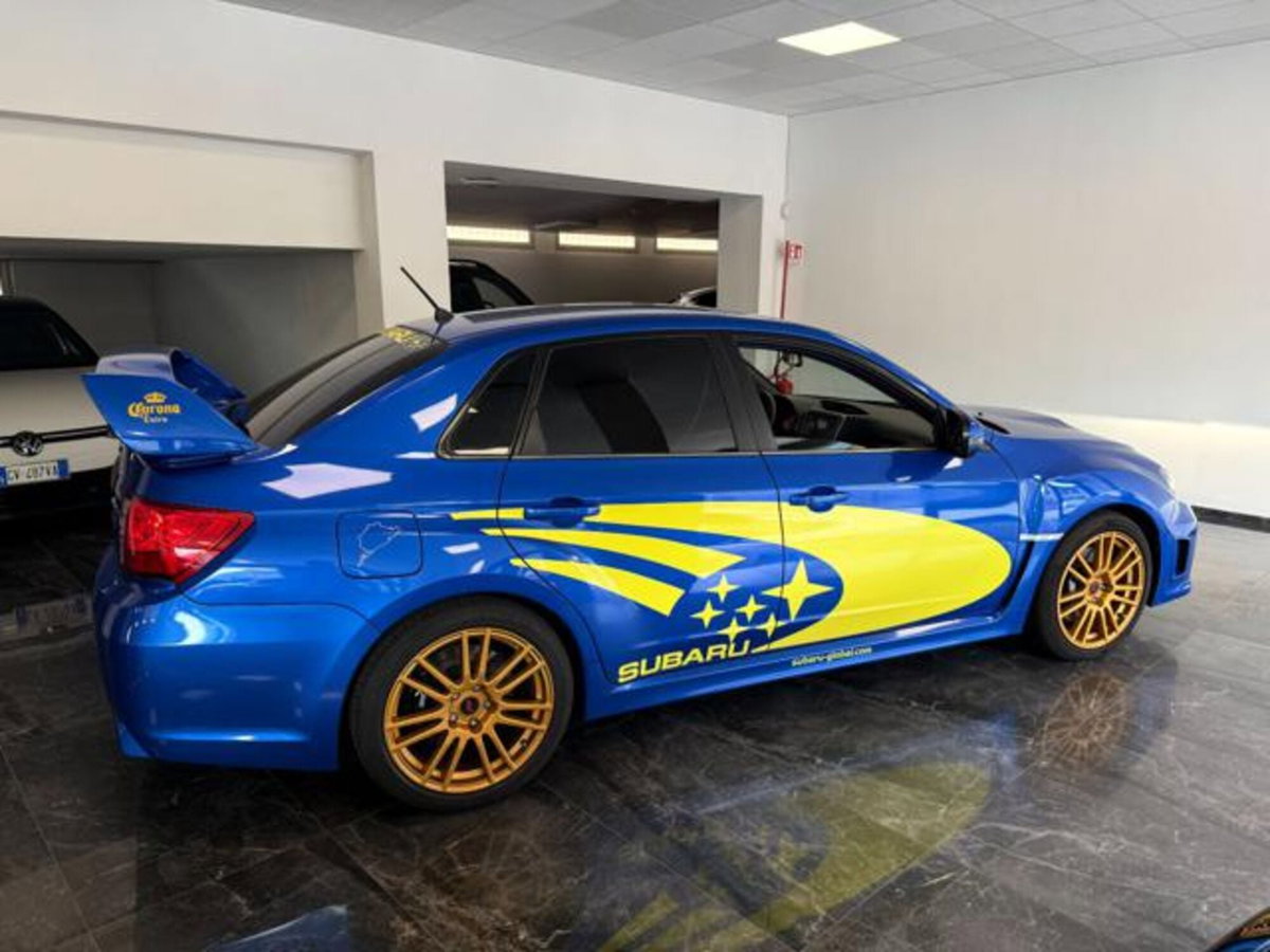Subaru Impreza 2.5 WRX STi (9)