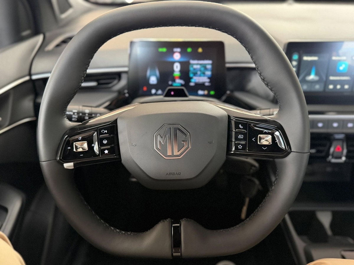 Mg MG3 1.5 hybrid+ Standard auto (11)