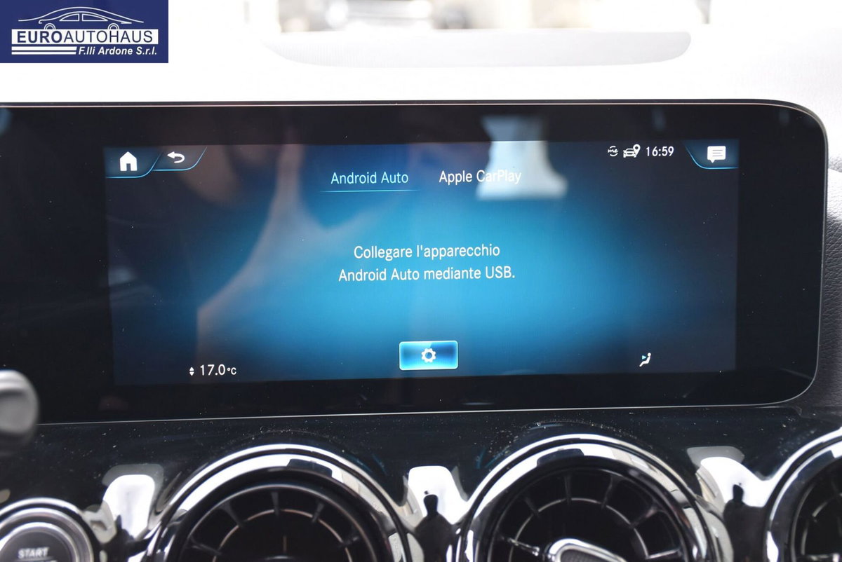 Mercedes-Benz GLA SUV 200 d Business Extra auto (11)