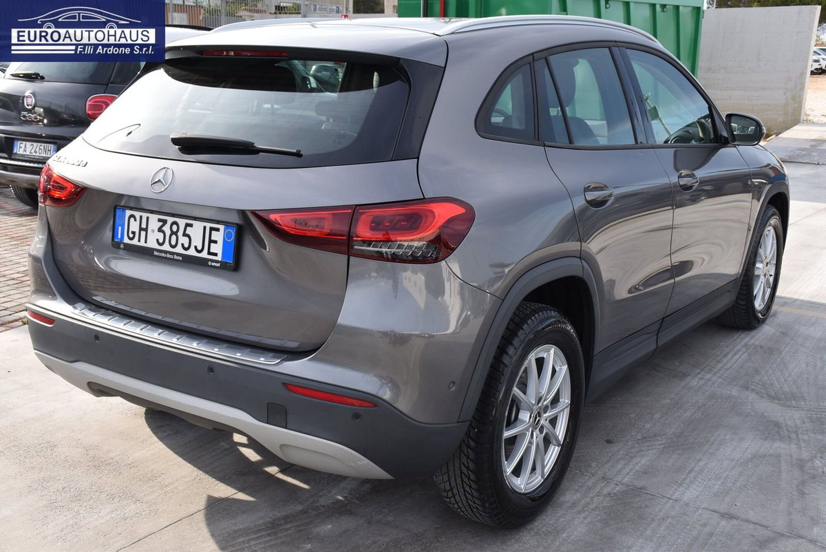 Mercedes-Benz GLA SUV 200 d Business Extra auto (4)