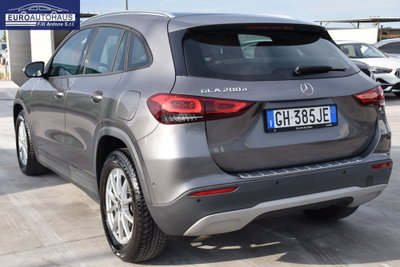 Mercedes-Benz GLA SUV 200 d Business Extra auto (6)
