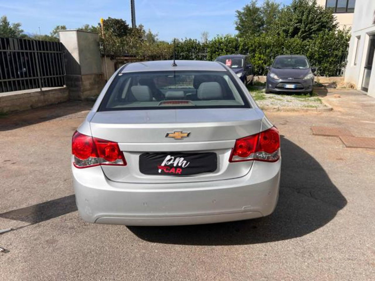 Chevrolet Cruze 2.0 Diesel 150CV 4 porte LT (6)