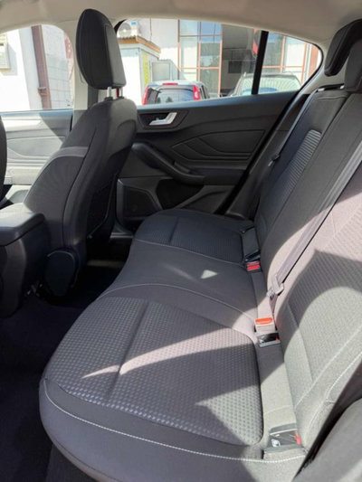 Ford Focus 1.0 EcoBoost 100 CV 5p. Business (11)
