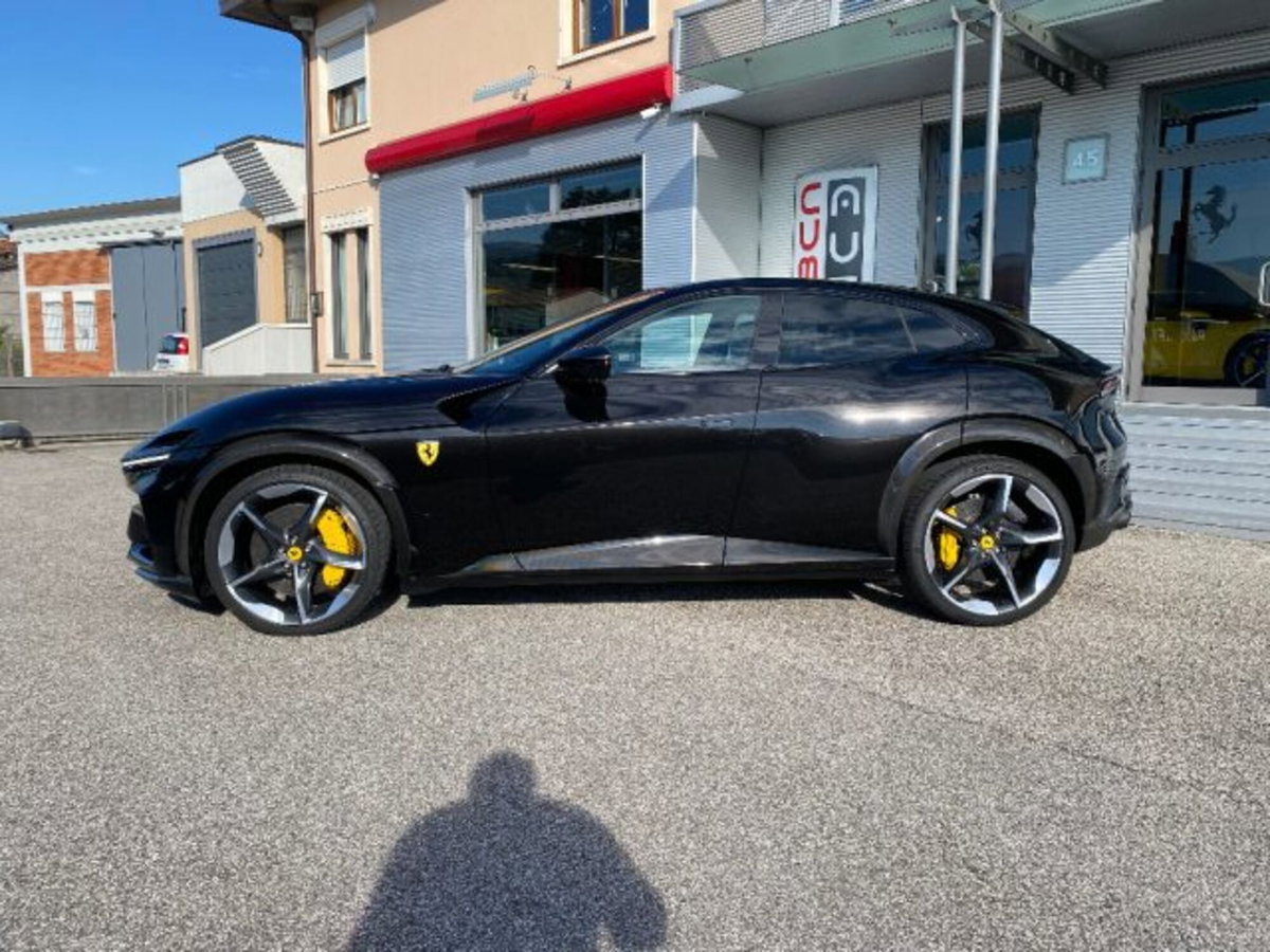 Ferrari Purosangue 6.5 (5)