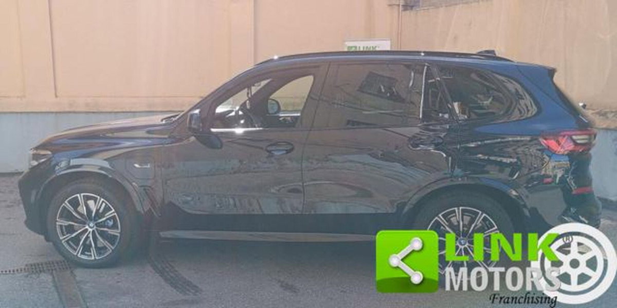 BMW X5 xDrive45e Msport (7)