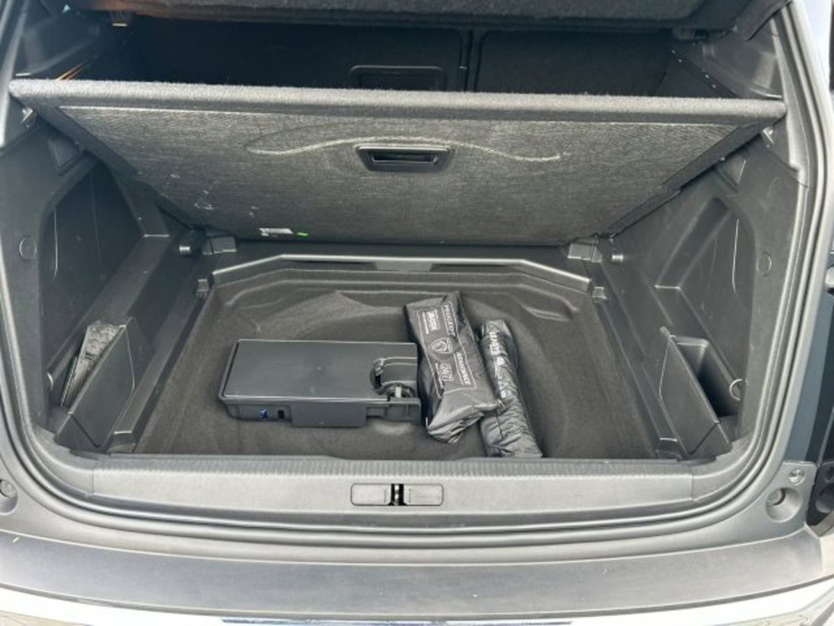 Peugeot 3008 BlueHDi 130 S&S EAT8 Allure Pack (18)
