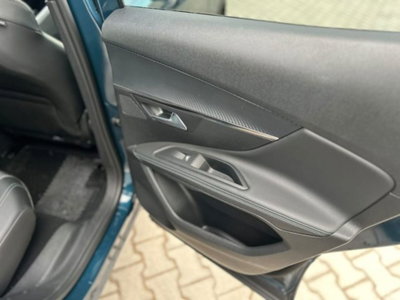 Peugeot 3008 BlueHDi 130 S&S EAT8 Allure Pack (20)