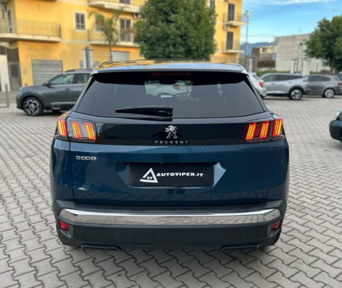 Peugeot 3008 BlueHDi 130 S&S EAT8 Allure Pack (5)