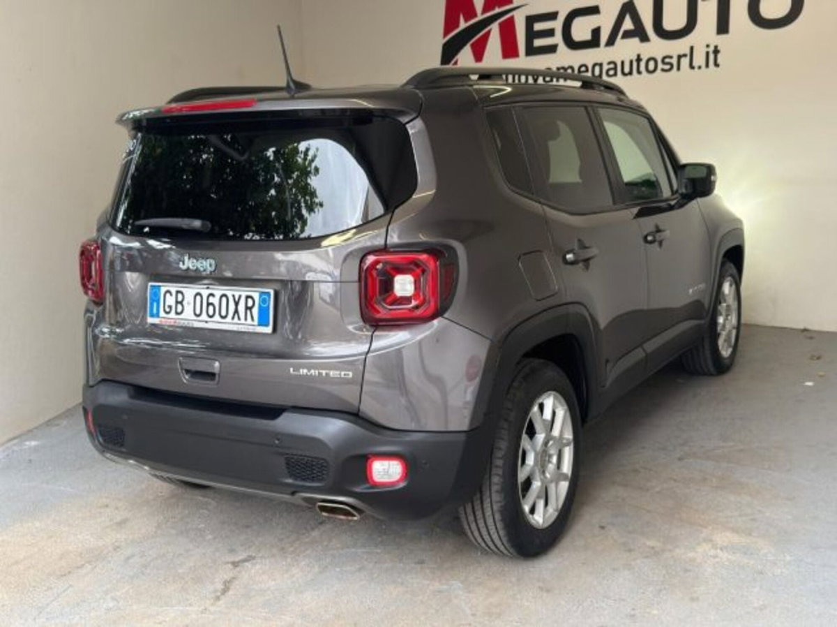 Jeep Renegade 1.3 T4 DDCT Limited (5)