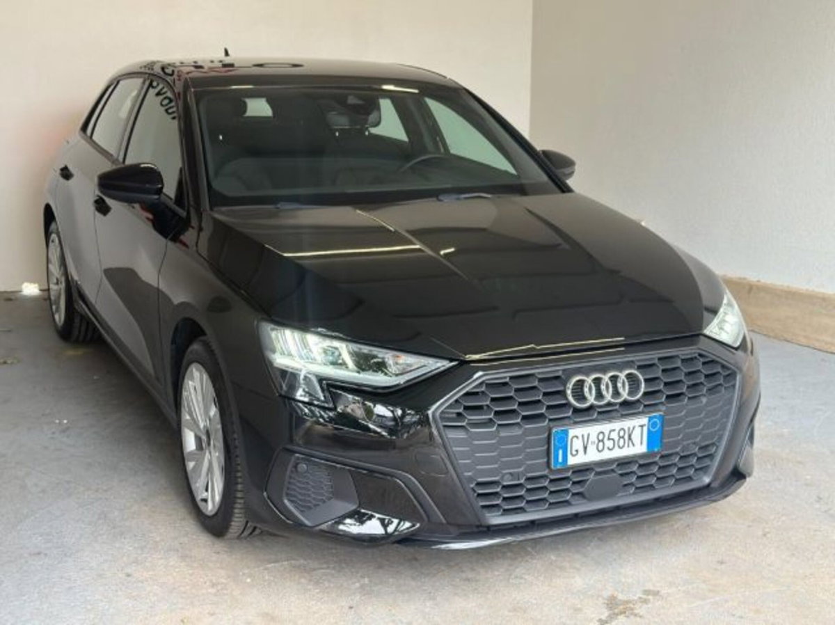 Audi A3 Sportback 30 TDI S tronic Business (2)