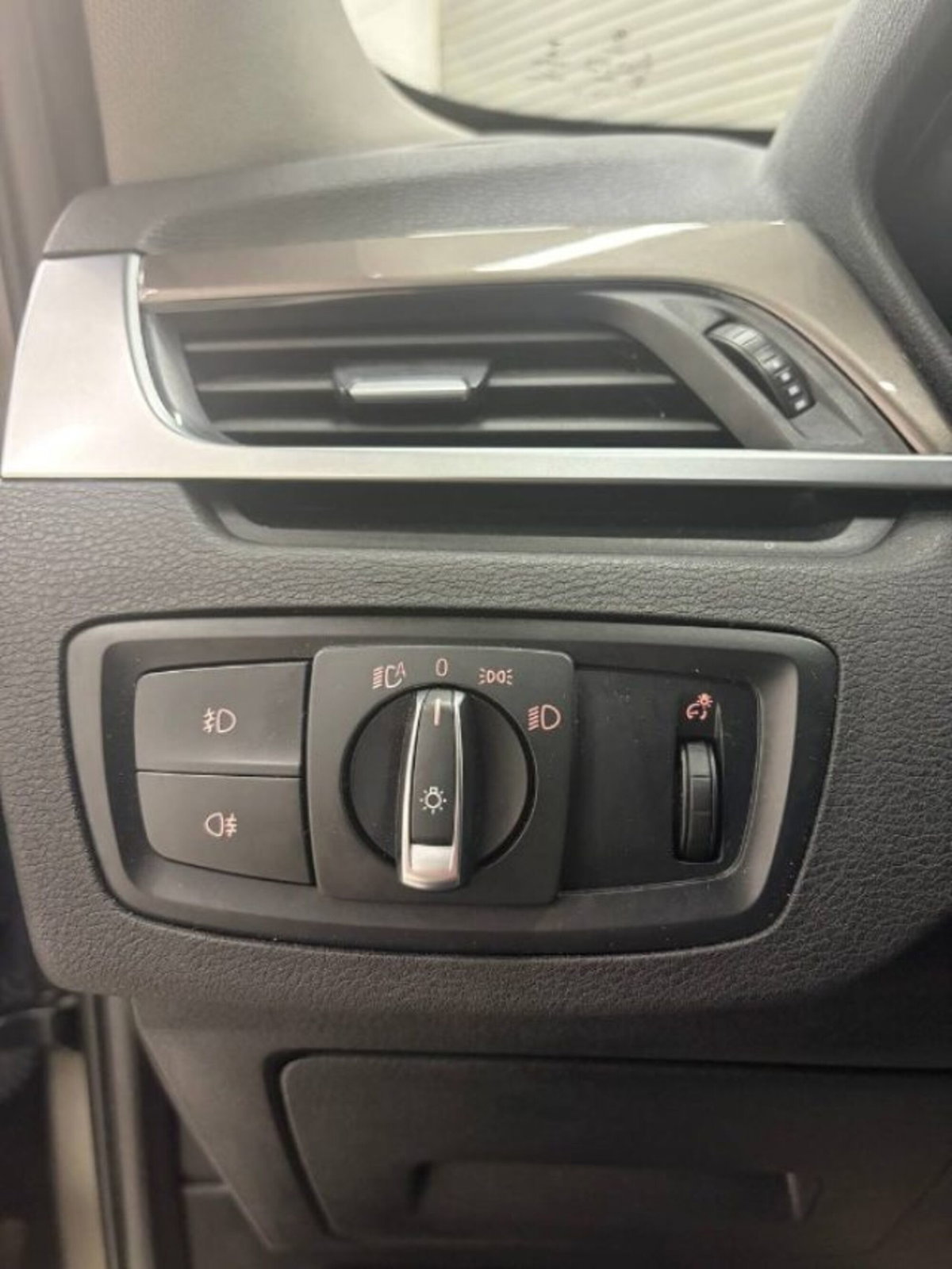 BMW X1 sDrive18d xLine Plus (18)