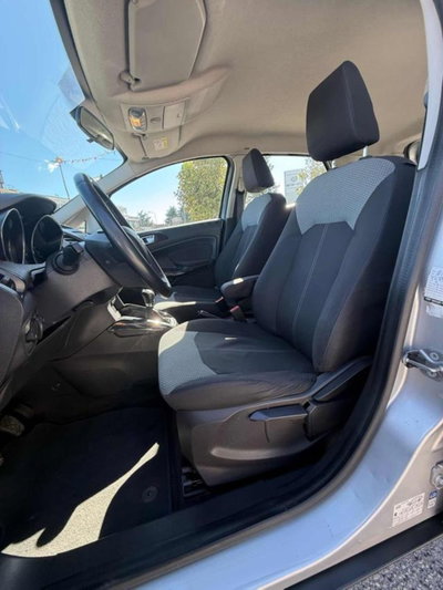 Ford EcoSport 1.5 TDCi 95 CV Titanium S (12)