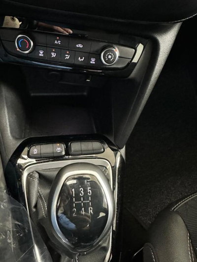 Opel Corsa 1.2 Elegance (11)