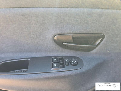 Lancia Ypsilon 1.0 FireFly 5 porte S&S Hybrid Gold Plus (10)