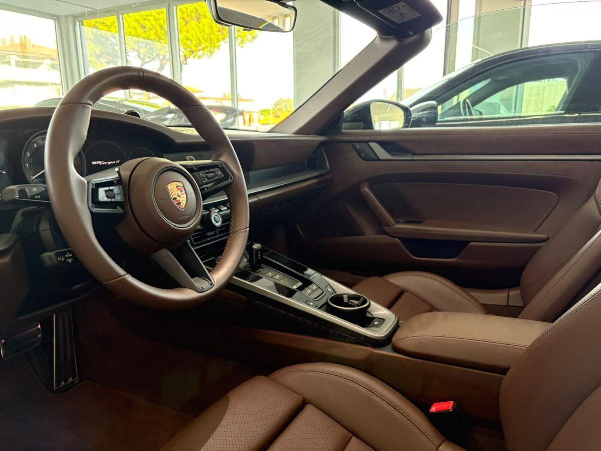 Porsche 911 Cabrio Targa 3.0 4 auto (14)