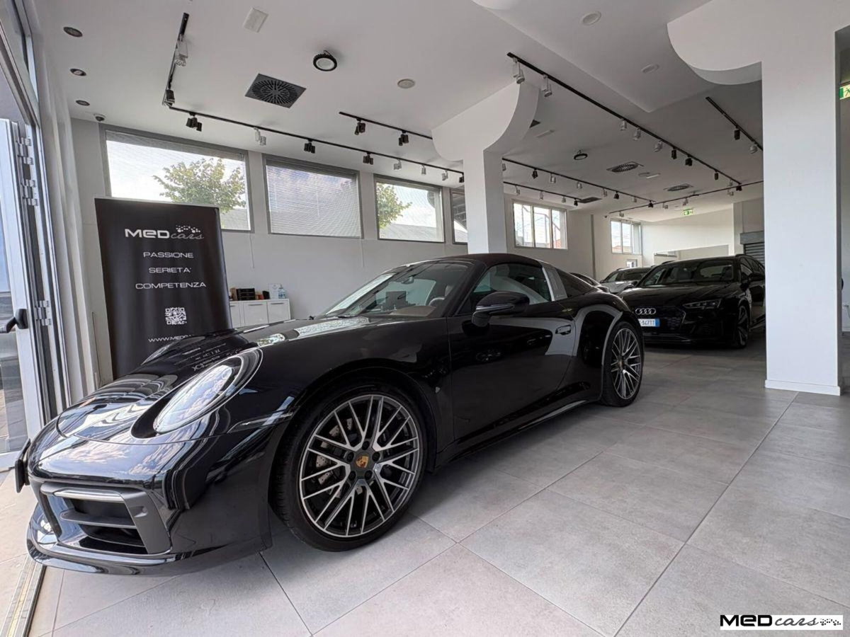 Porsche 911 Cabrio Targa 3.0 4 auto (3)