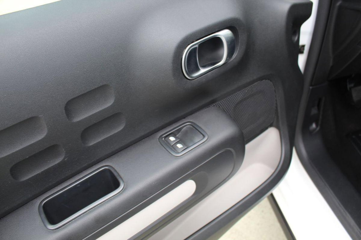 Citroen C3 PureTech 83 S&S Feel Pack (8)