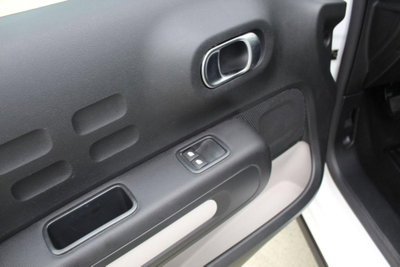 Citroen C3 PureTech 83 S&S Feel Pack (8)