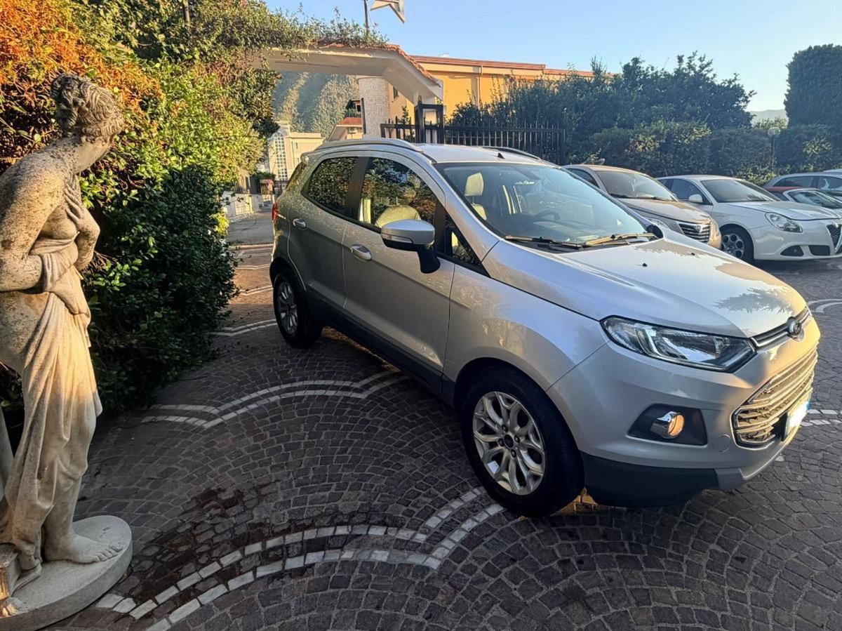 Ford EcoSport 1.5 TDCi 95 CV Titanium (12)