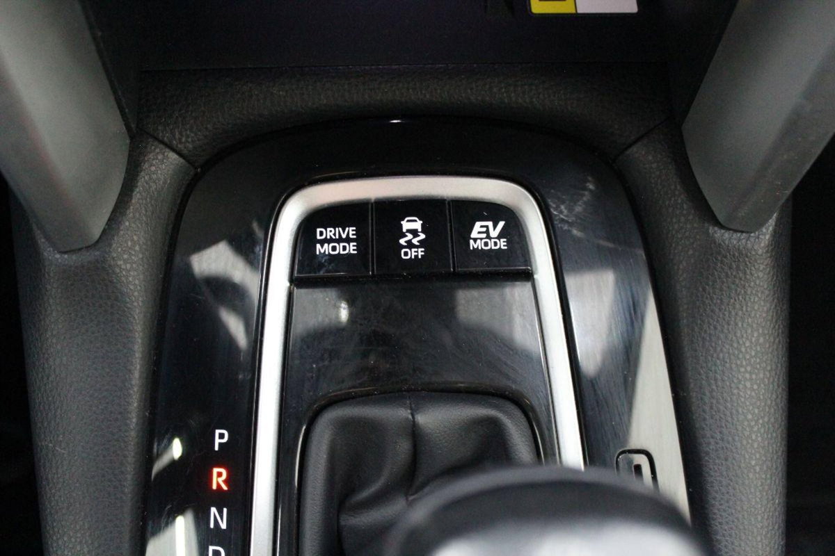 Toyota Corolla 1.8 Hybrid Active (17)