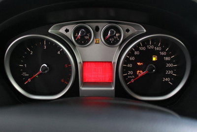 Ford Kuga 2.0 TDCi 136 CV 2WD Titanium DPF (10)