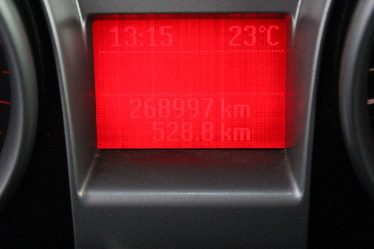 Ford Kuga 2.0 TDCi 136 CV 2WD Titanium DPF (11)