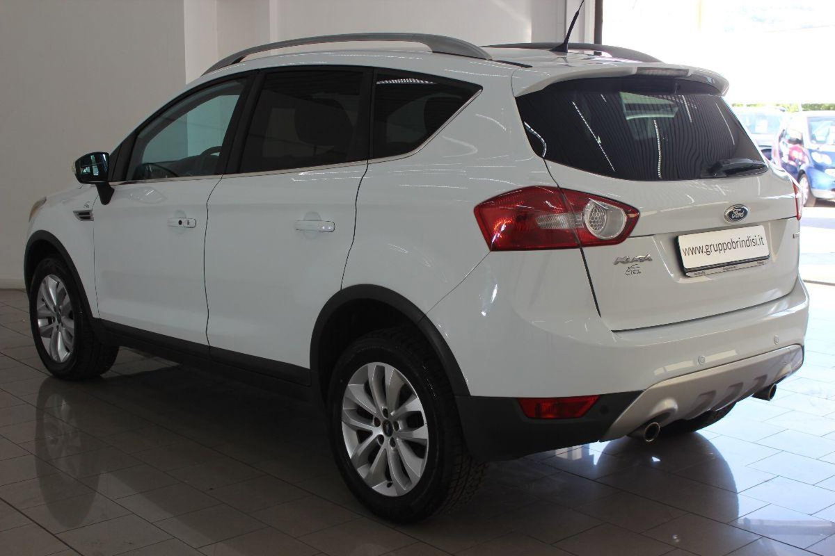 Ford Kuga 2.0 TDCi 136 CV 2WD Titanium DPF (6)