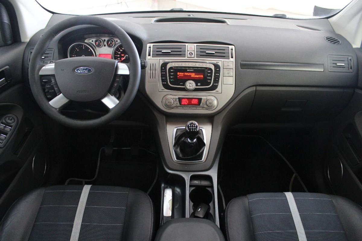 Ford Kuga 2.0 TDCi 136 CV 2WD Titanium DPF (7)