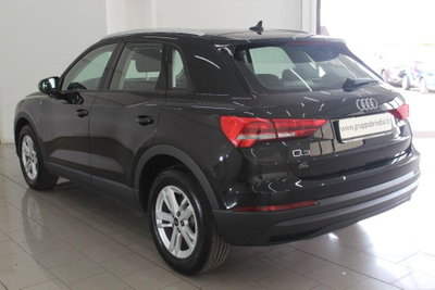 Audi Q3 35 TDI quattro S tronic Business (6)