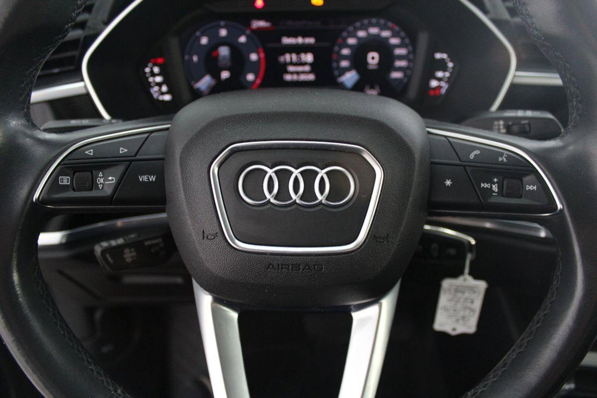 Audi Q3 35 TDI quattro S tronic Business (8)