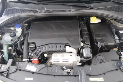 Citroen C3 PureTech 110 S&S EAT6 Shine (18)