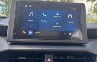 Toyota Hilux 2.8 d-4d 48V double cab Hilux auto (13)