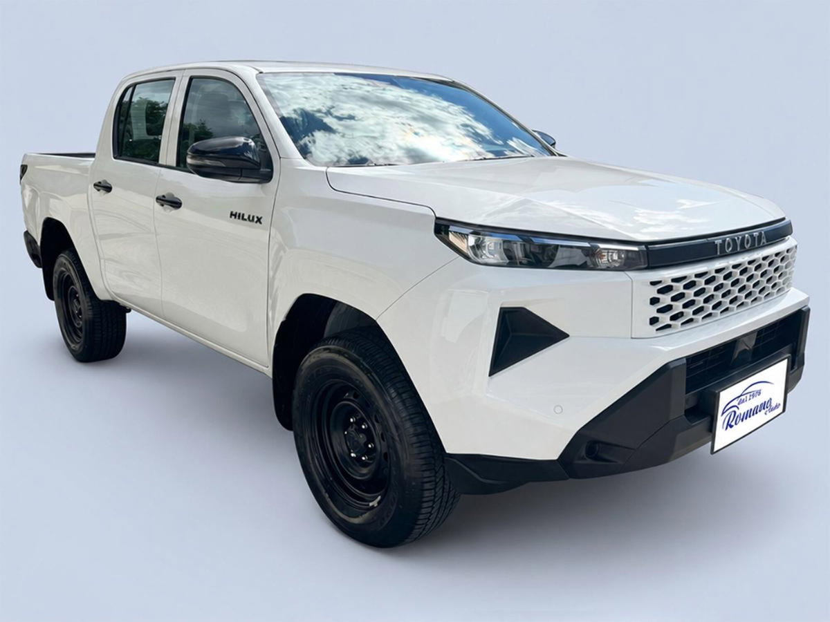 Toyota Hilux 2.8 d-4d 48V double cab Hilux auto (2)