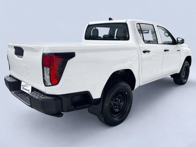 Toyota Hilux 2.8 d-4d 48V double cab Hilux auto (3)